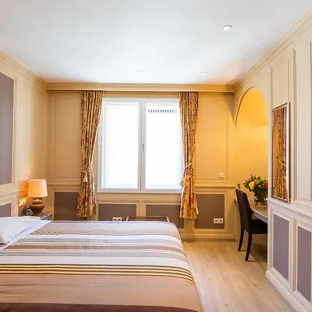 Europ Hotel 3*